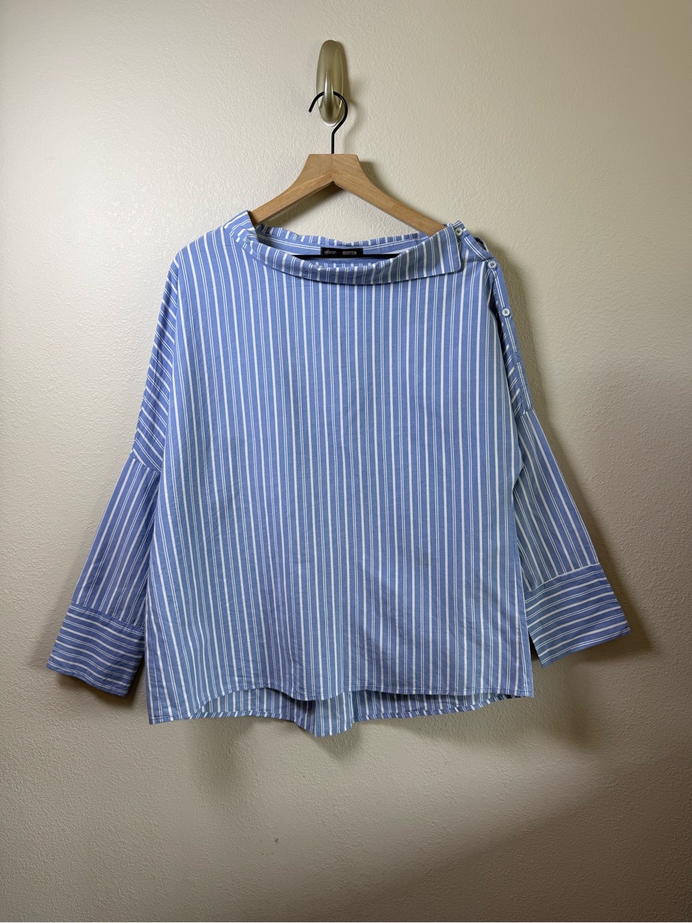 Gibson Asymmetrical Collar Blue White Stripe Top Cotton Blend Pullover Shirt LG - Picture 2 of 14